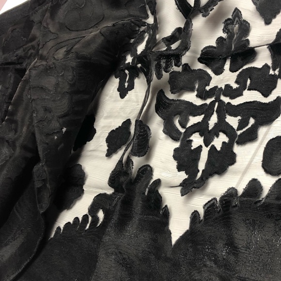 Viscose/Cotton/Silk Scarf 72”x26” - Picture 9 of 9